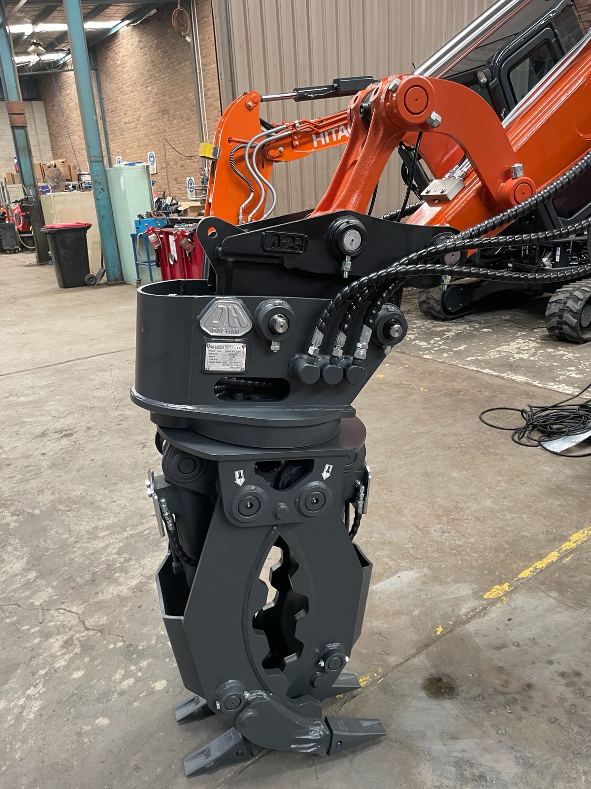 Daehan Rotating Multi Grapples - Image 6