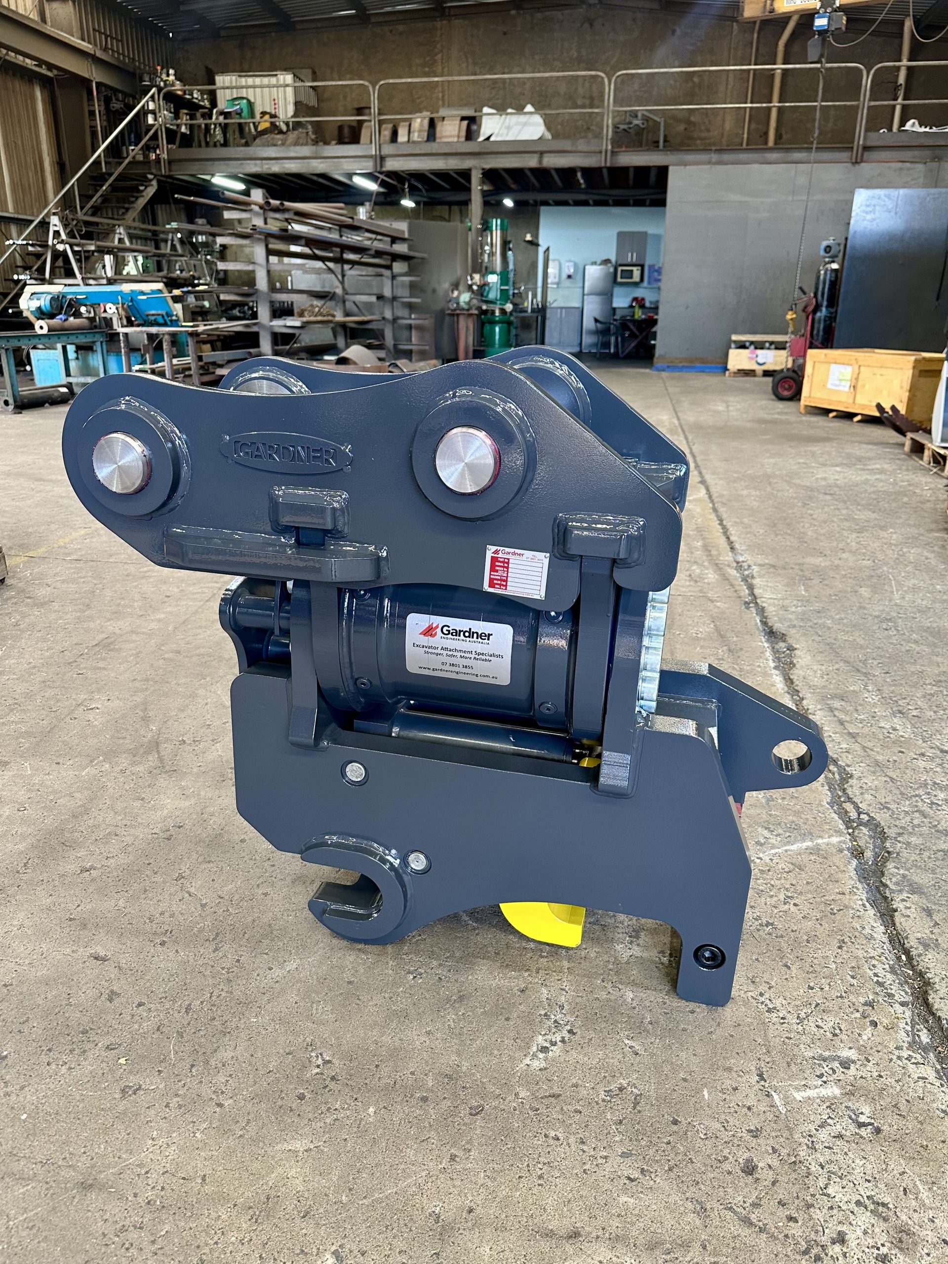 Tilting Auto-Lock Quick Hitches - Image 7